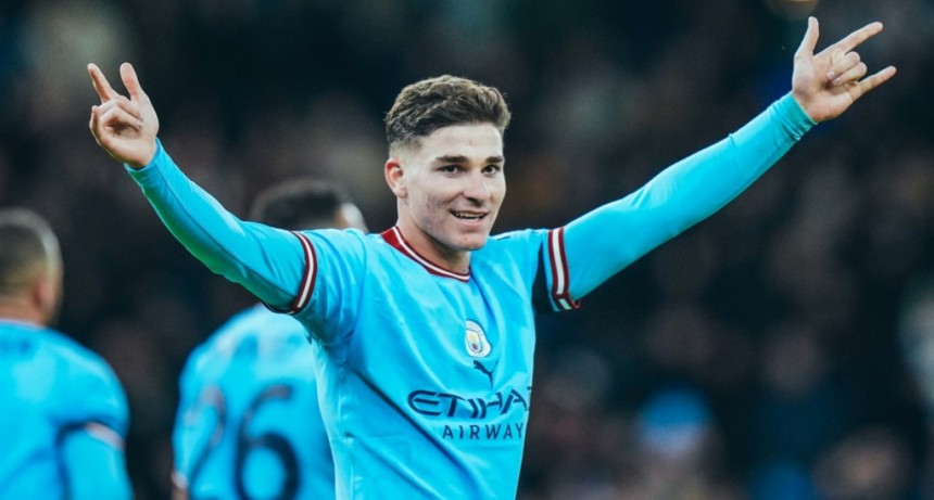  Julián Álvarez marcó y brilló en la goleada del Manchester City al Chelsea 