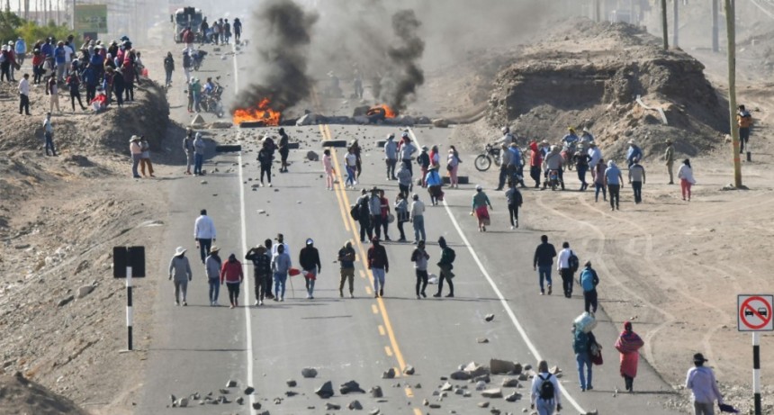  Las protestas en Perú dejaron un saldo de 49 muertos, 531 heridos y 329 detenidos 