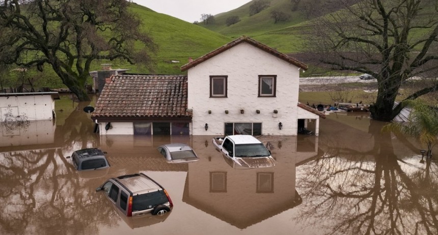  Biden declaró estado de catástrofe grave en California a la espera de nuevas tormentas 