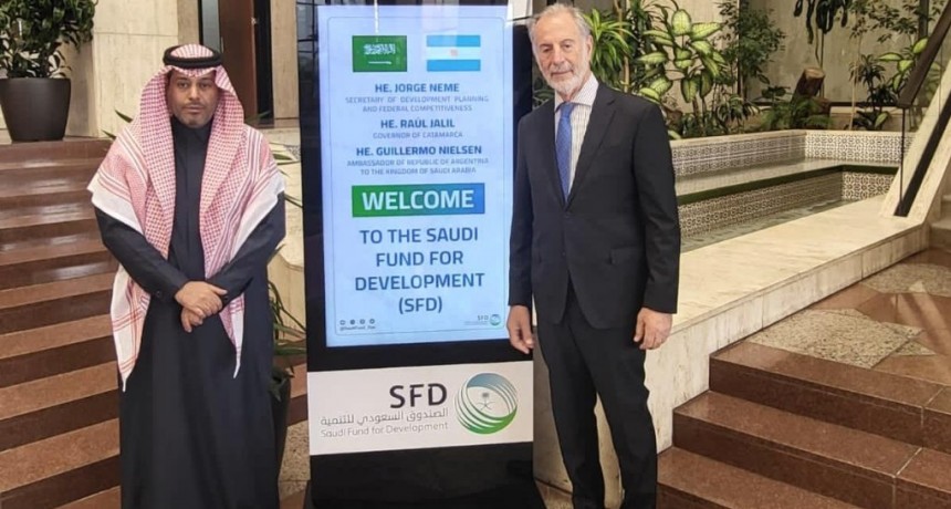  Neme y el gobernador Jalil se reunieron con las autoridades del Saudí Development Fund 