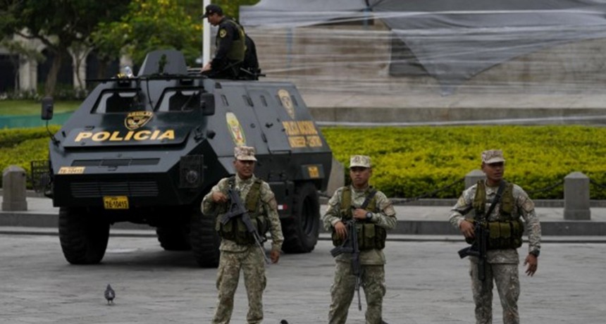  La Policía despliega más de 11.000 efectivos por las marchas en Lima 