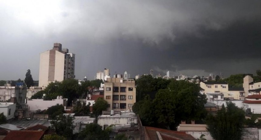  Alertas amarilla y naranja por tormentas para nueve provincias y CABA 