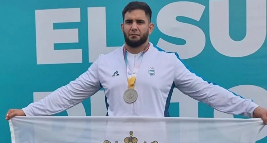  El luchador bonaerense Catriel Muriel ganó una medalla de bronce en Francia 