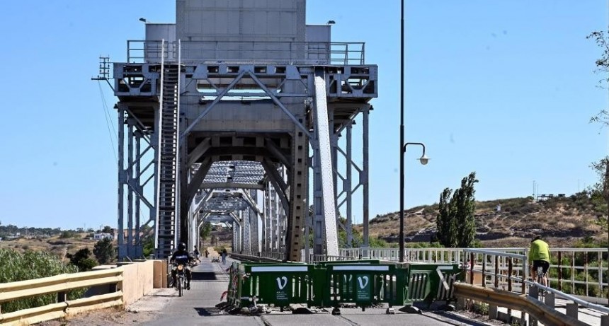  Reparan el Puente Ferrocarretero entre Viedma y Carmen de Patagones 