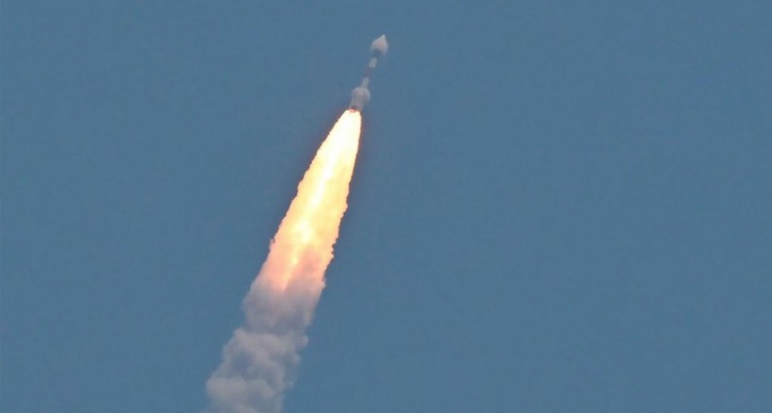  Una sonda india alcanzó la órbita del Sol tras un viaje de cuatro meses 