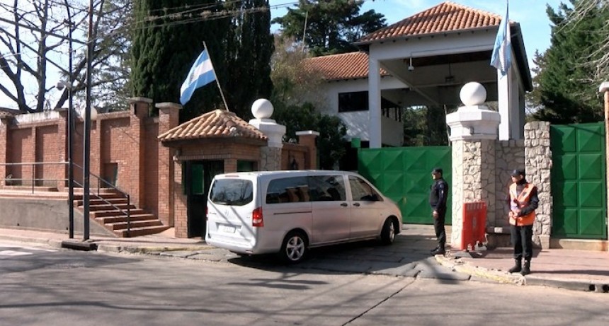  Milei fijó residencia en la Quinta presidencial de Olivos 