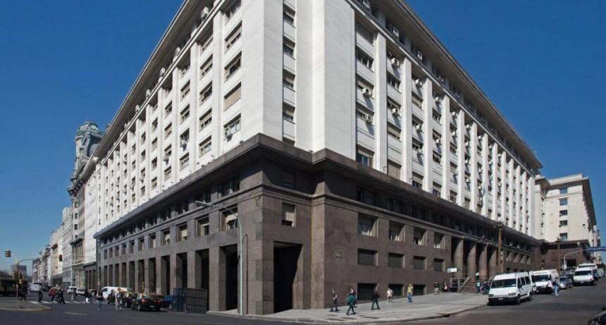  El Gobierno amplió la emisión de Letras del Tesoro para afrontar pagos de intereses 