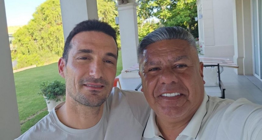  Scaloni le confirmó a Tapia que será el técnico de la Selección en la Copa América 