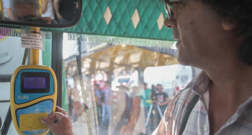  Desde febrero las tarifas de colectivos y trenes en el AMBA se ajustarán todos los meses 