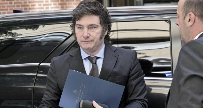  Milei seguirá la sesión por la ley 