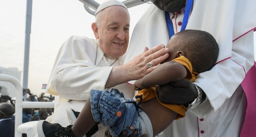  El Papa llama a 