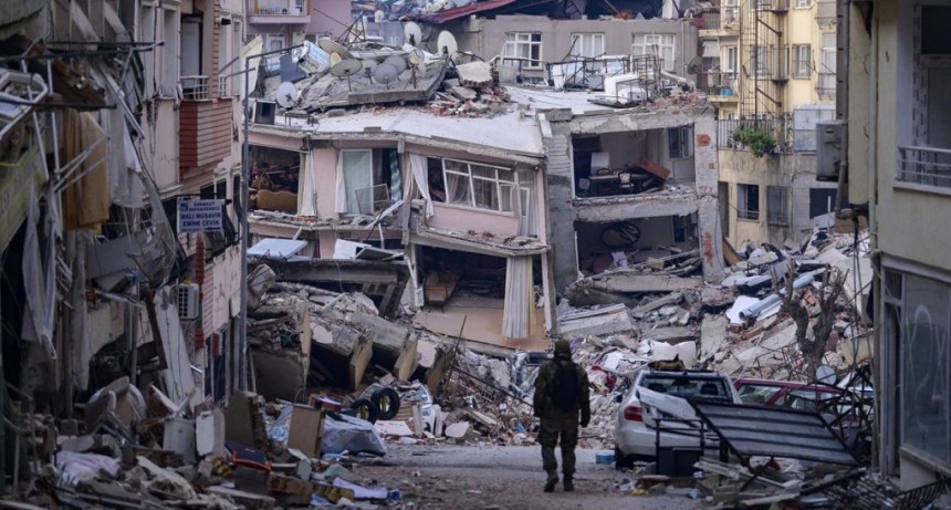  Con un escenario devastador en asenso, el sismo se ubica como el más mortífero de la región 