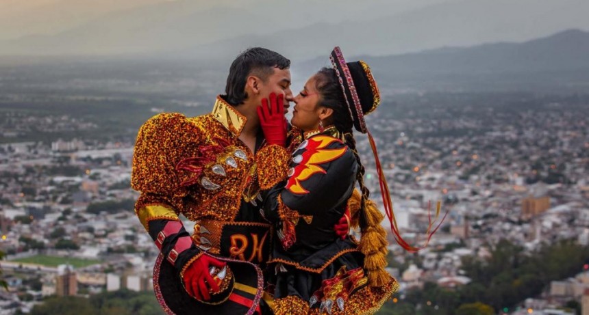  Luján y Santiago, un amor de ballet del altiplano que nació en las redes 