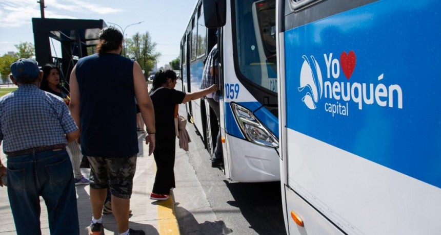  Oficializan asistencia económica para el transporte urbano en las provincias 