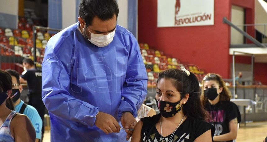  Los contagios de coronavirus bajaron un 35% respecto de la semana pasada 