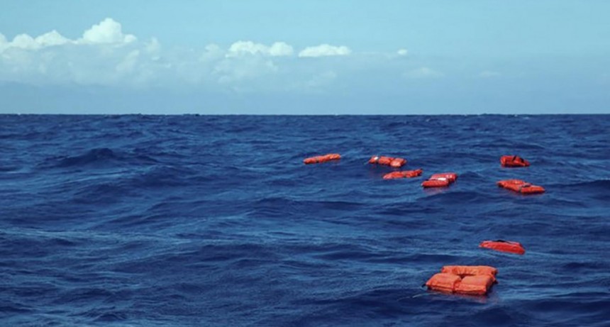  Mueren más de 40 migrantes en un naufragio en el Mediterráneo cerca de la costa de Italia 
