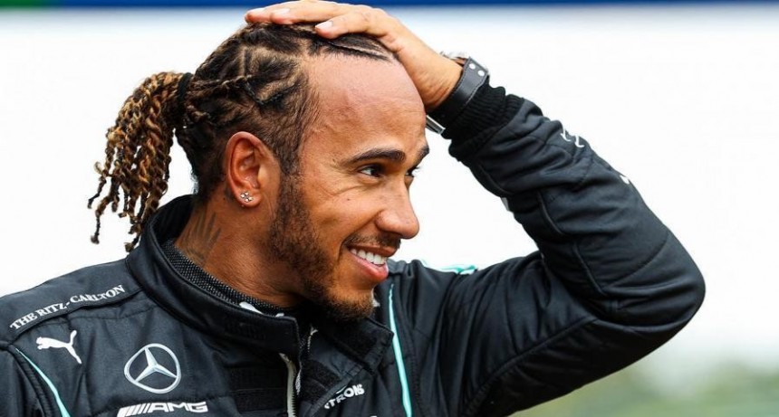  Lewis Hamilton puede pasar a ser piloto de Ferrari en 2025 