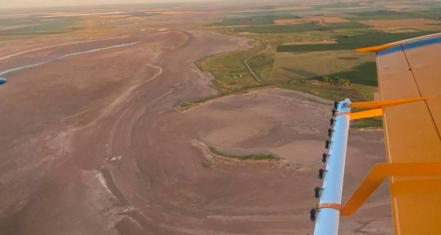  La sequía convirtió a la laguna de Gómez en un desierto 