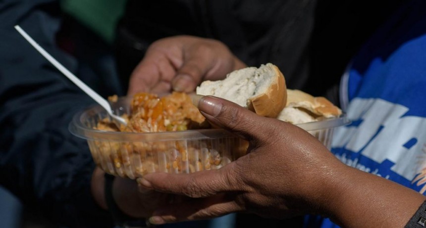  En enero, una familia tipo necesitó ingresos por $596.823 para no caer en la pobreza 