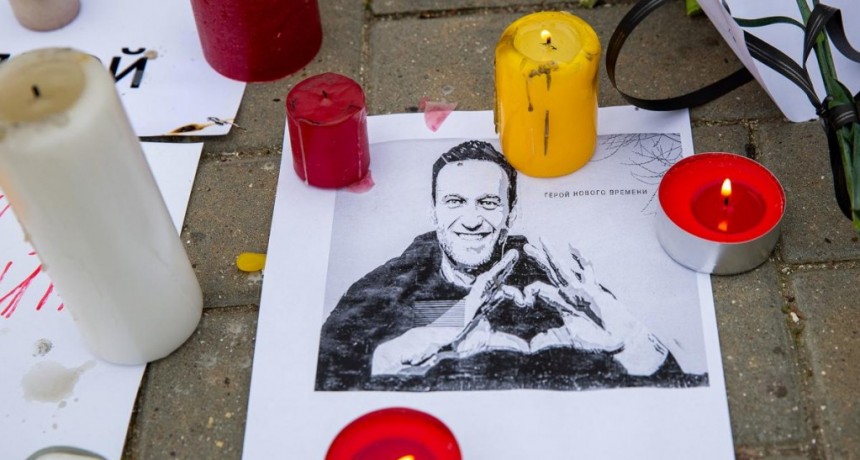  La madre de Navalny presentó una demanda para obtener el cuerpo de su hijo 