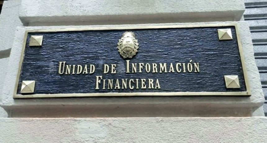  La UIF modificó los procedimientos respecto a las personas expuestas políticamente 