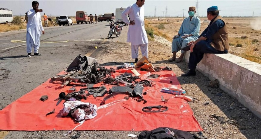  Al menos nueve policías muertos y 16 heridos en un ataque suicida en Pakistán 