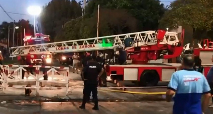  Hallaron a una persona sin vida en una obra de AYSA en Banfield 