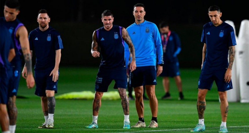  Con Messi a la cabeza, Argentina completó la primera práctica para la fiesta del jueves 