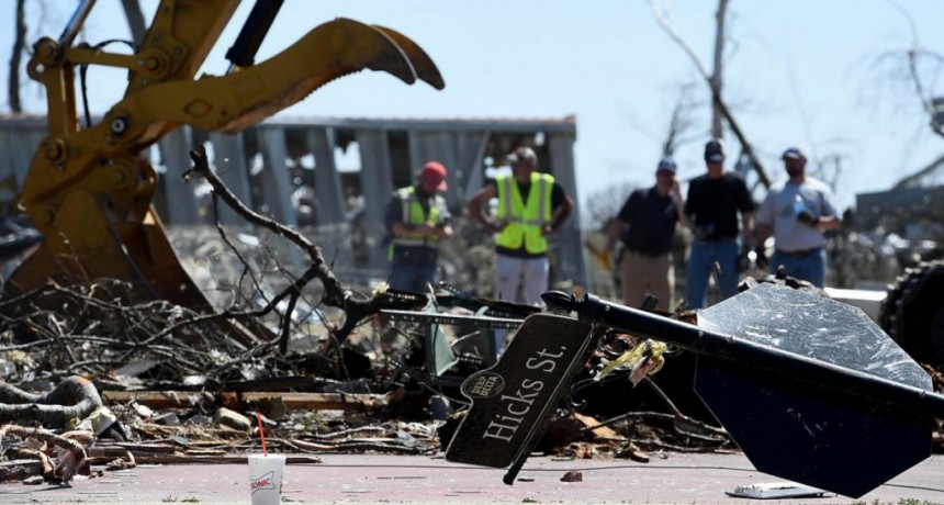  Tras los devastadores tornados, Misisipi se prepara para nuevas tormentas 