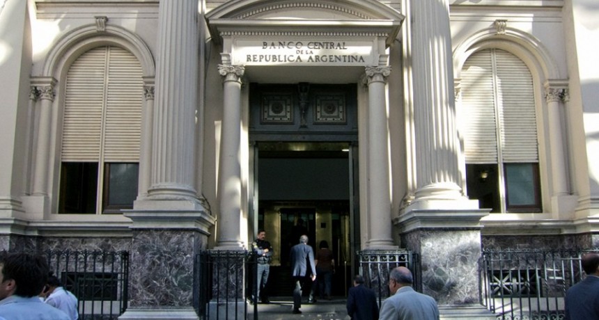  Desde este lunes se aplica la suba de tasas de inter&eacute;s para los plazos fijos 