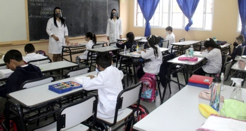  El gobierno insistir&aacute; con la extensi&oacute;n del horario en las escuelas 