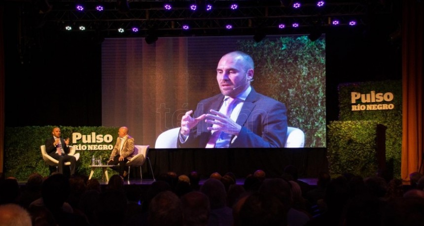  Guzm&aacute;n: "Queremos mantener las mismas metas dise&ntilde;adas en el programa original con el FMI" 