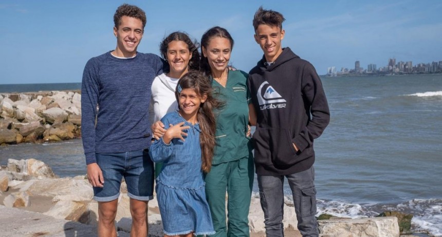  Con 47 años y cuatro hijos, es una de las primeras egresadas de la Escuela de Medicina 
