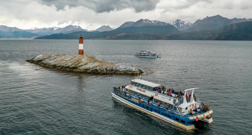  Los paisajes y la mística del Fin del Mundo atraen a miles de turistas 