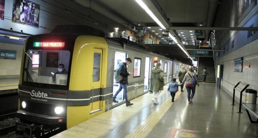  Subte: la línea A vuelve a funcionar y cierra por dos meses la estación Jujuy de la E 