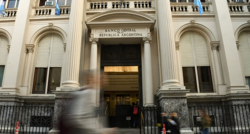  El Banco Central compró US$60 millones y en la semana adquirió US$297 millones 