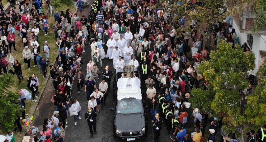  Miles de fieles peregrinaron hacia la Basílica de Guadalupe 