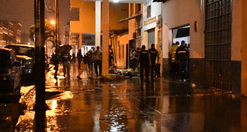  Ecuador: Diez personas murieron en un ataque armado en un taller mecánico 