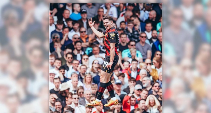  Julián Álvarez hizo un golazo para Manchester City, nuevo líder de la Premier League 