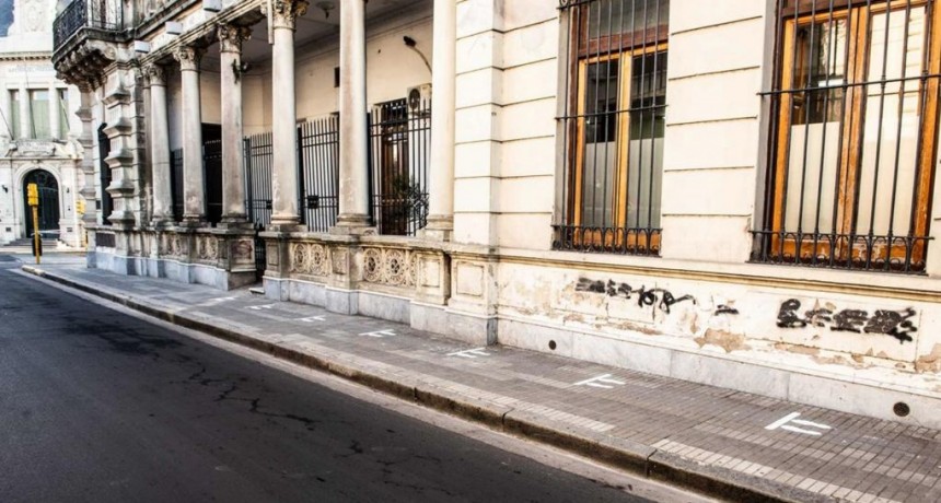 Desde el lunes habrá atención y guardias mínimas en la Municipalidad de Paraná