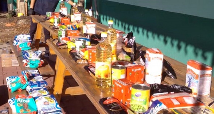 Niños de más de 400 escuelas rurales y especiales reciben asistencia alimentaria