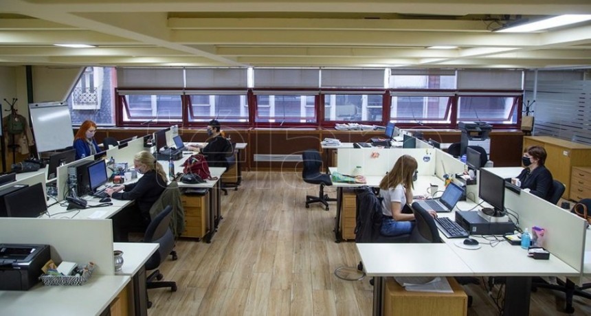  Vuelve la presencialidad plena para los trabajadores de la administraci&oacute;n p&uacute;blica 