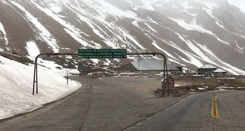  Reabren desde hoy todos los pasos fronterizos terrestres con Chile 