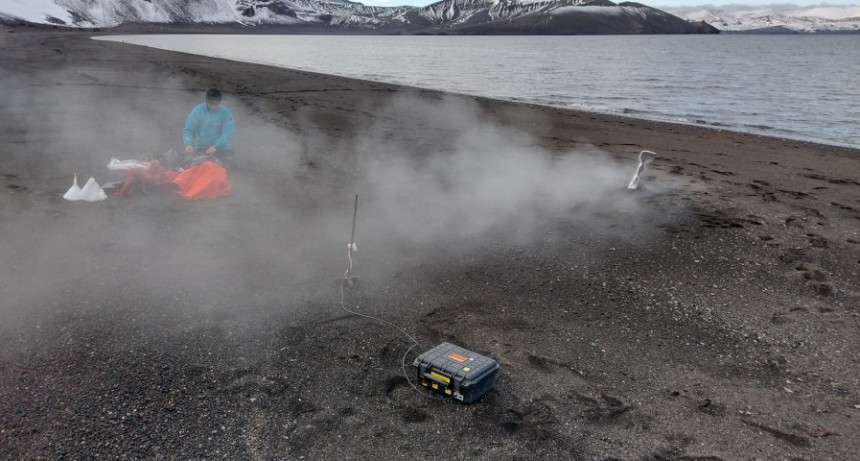  Buscan comprender el comportamiento de volcanes activos en la Ant&aacute;rtida 