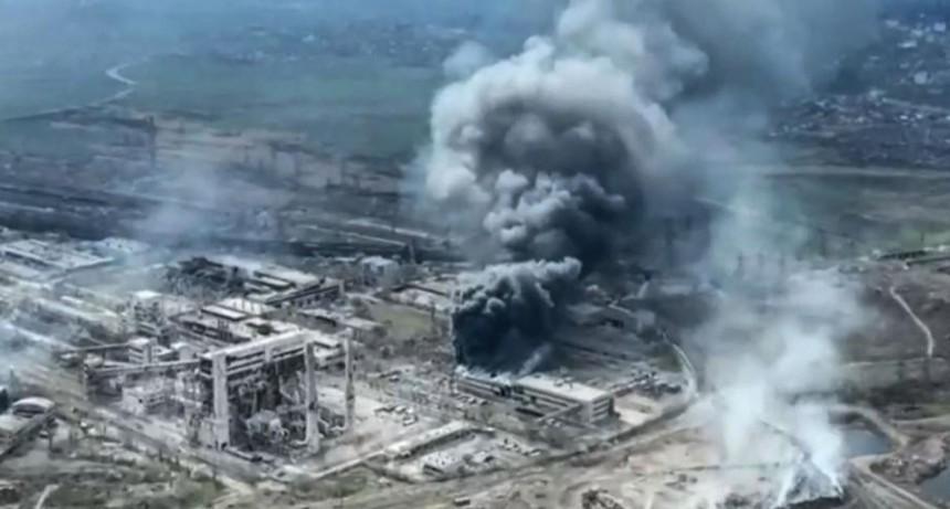  Mariupol: militares ucranianos salieron de acer&iacute;a para volver a combatir y fueron atacados 