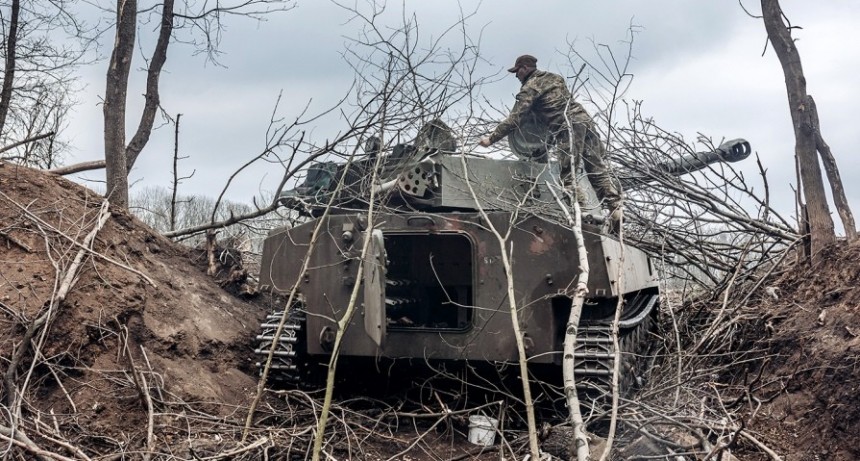  Ucrania denunci&oacute; "violentos combates" en la acer&iacute;a de Mariupol 