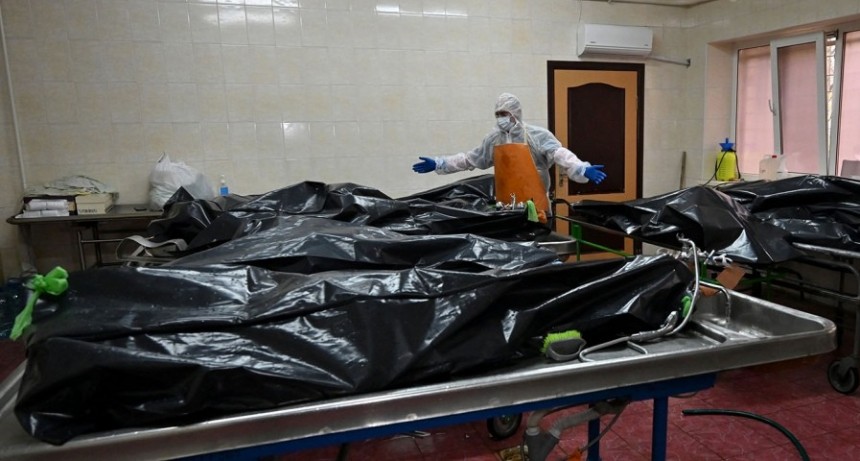  El coronavirus caus&oacute; casi 15 millones de muertes entre 2020 y 2021 