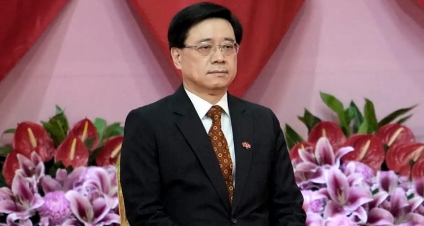  El exjefe de la polic&iacute;a fue designado al frente del gobierno de Hong Kong 
