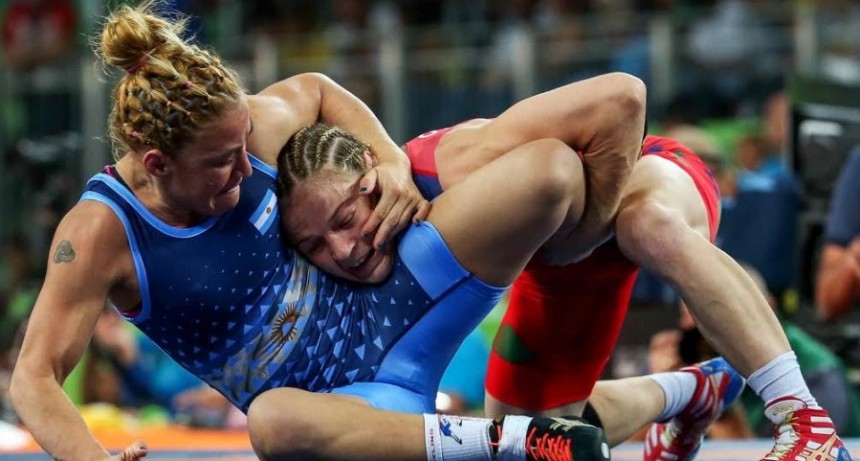  La luchadora argentina Patricia Berm&uacute;dez gan&oacute; medalla de bronce en Panamericano de M&eacute;xico 