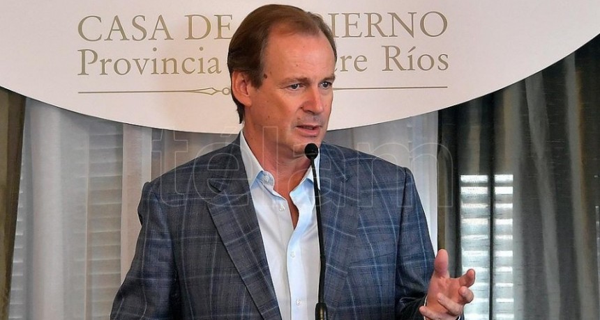  Bordet removi&oacute; funcionarios y dio de baja la medida que prohib&iacute;a calificar con menos de 4 
